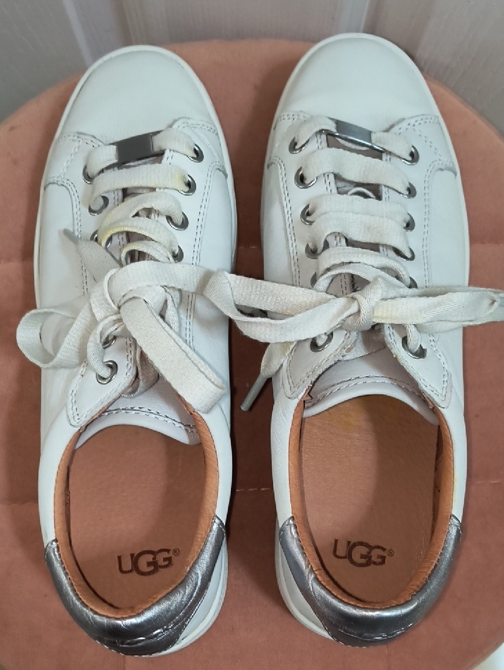 UGG Milo White Leather Sneakers Size 9 - Picture 6 of 9